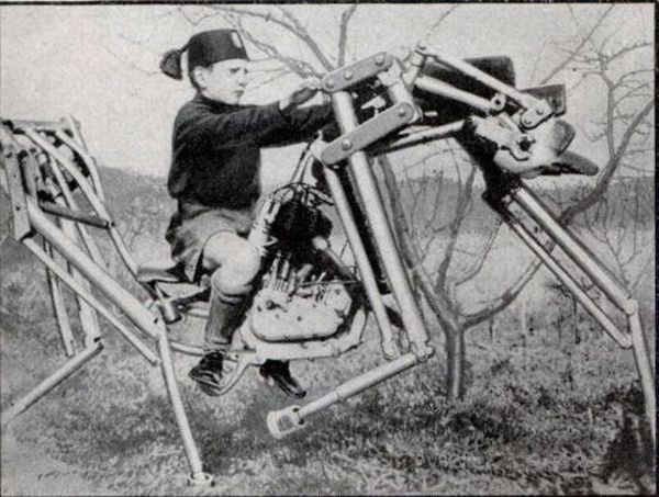 Мотолошадь, полезна для обучения верховой езде (Италия, 1933).
 Увеличить