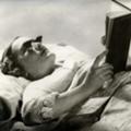 Очки для чтения лежа (Англия, 1936).
 Увеличить, Самые безумные ретро-изобретения собрали в Сети (фото) - изобретения, ретро, безумства