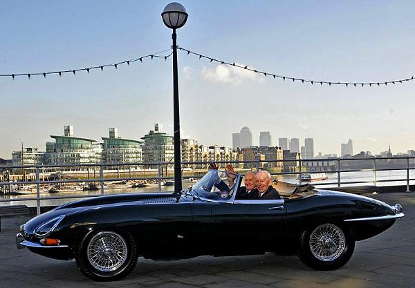 Увеличить Пол века E-type - Jaguar  E-Type, юбилей,